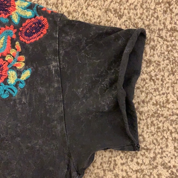 LTB Charcoal Black Embroidered Tie Dye T-Shirt - Picture 7 of 10